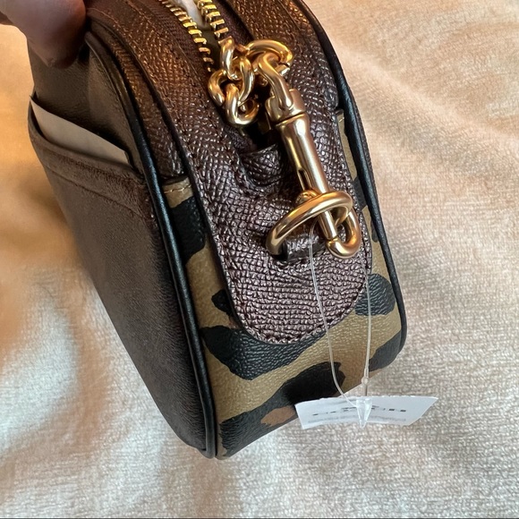 Coach Leopard F35083 Isla Chain Crossbody Signature - Picture 12 of 16